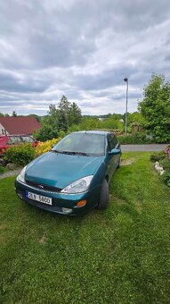 ford focus1,6 74kw 16v benzin - 2