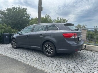 Toyota Avensis III (T27) Combi 2012 - 2