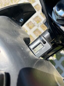Stomp 120R 12 motohodin - 2