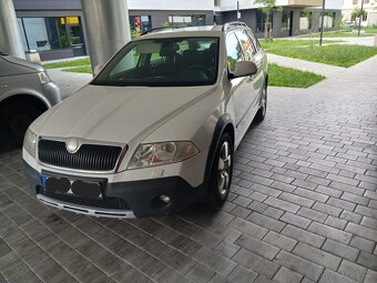Škoda Octavia Scout 4x4 2.0tdi - 2