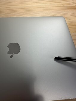 Apple MacBook Pro 2017 256GB i5 8GB RAM - 2