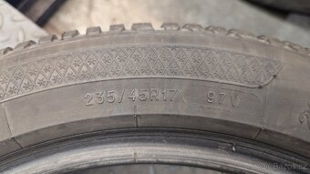 235/45 R17 97V Kleber KrisAlp hp3 ZIMNÍ - 2