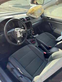 Volkswagen Golf 1K na Náhradní díly - 2