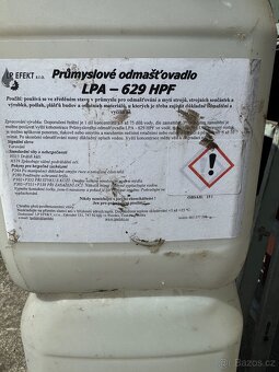 Plastový kanystr 15l - 2