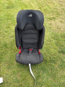 Britax Römer ADVANSAFIX IV R Cosmos Black Premium Line - 2