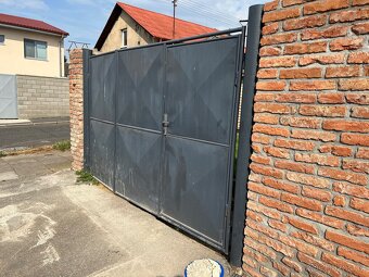 Vrata vč sloupků - 2