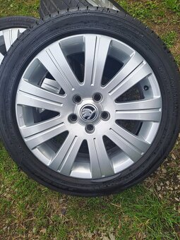 Alu kola 5x112 originál Škoda Superb, Octavia 225/45 R17 - 2