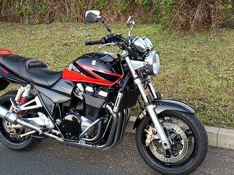 Krásná Suzuki GSX 1400, bez investic, - 2