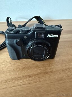 NIKON COOLPIX P7100 - 2