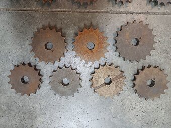 Řetězové kolečko ČZ enduro a motocross - 2