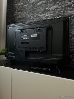 Televize Changhong LED32E2300H – perfektní stav - 2