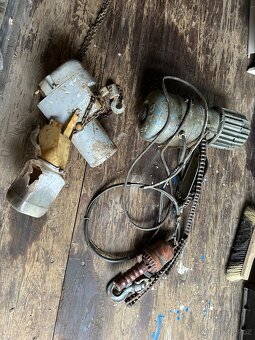 ////JEŽAB KRAN KOČKA ZDVIH DEMAG YALE/// - 2