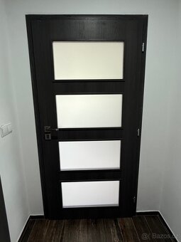 Dveře šedé 90 cm pravé a 60 cm levé - 2