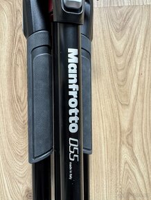 Stativ Manfrotto + hlava Benro B3 - 2