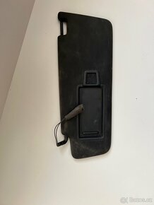 PŘEDNÍ VNITŘNÍ SLUNEČNÍ CLONA černá a šedá - 2