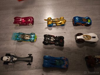 Hot Wheels Autíčka 20ks - 2