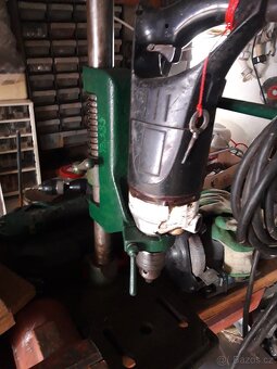 Stojanov vrtavčka - 2