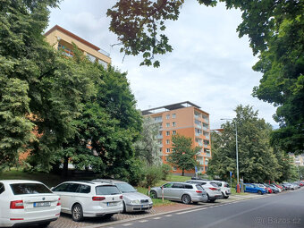 prostorný 1+kk v centru Ústí n.L. - 2