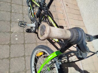 Author Cosmic "20" - 2