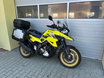Suzuki DL 1050 V-strom XT - 2