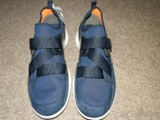 Boty zn.Tamaris vel.38 - 2