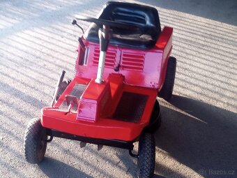 traktůrek - 2