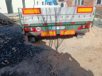 Nákladní přívěs - 2