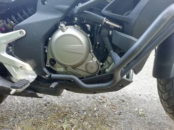 CFMOTO 650 MT - 2