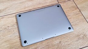 MacBook (Retina, 12 palcový, 2017) - 2