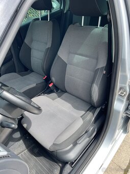 Škoda Fabia najeto 1684xxkm. rok 2008 - 2
