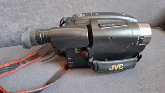 Videokamera JVC GR-AX285EG - 2
