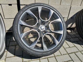 X-treme + pneu 225/35 R19 Goodyear - 2