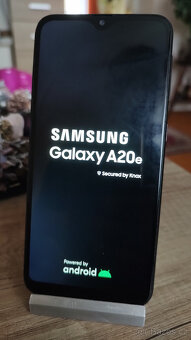 Samsung Galaxy A20e (čtěte popis) - 2