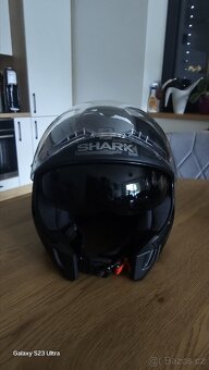 Helma Shark - 2