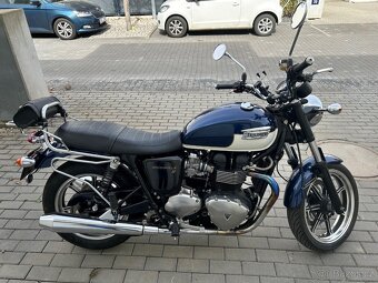 Triumph Bonnevile T100 - 2