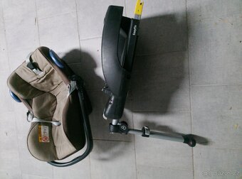 Maxi-cosi autosedačka + izofix základna - 2