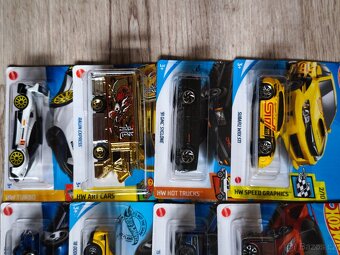 Hot Wheels - 2