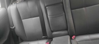 Alfa Romeo 147 1.9 JTD 85kw r. 2004 - 2