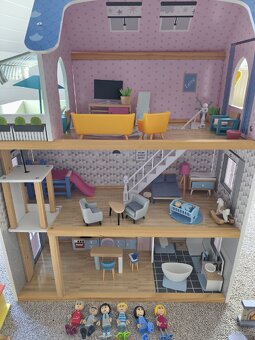 Dětský dřevěný domeček pro panenky - 2