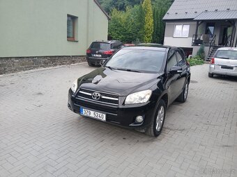 TOYOTA RAV 4. 2,2D-4D 4X4 - 2