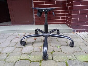 Prodám spodní část kancelářské židle. - 2