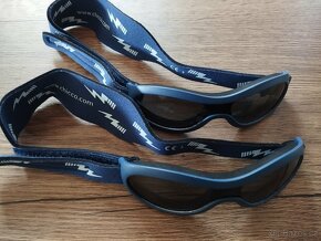 Sluneční brýle s neoprenovým páskem pro děti od 2 let - 2x - 2