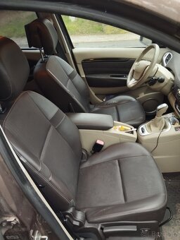 Renault Grand Scenic 3 - 2