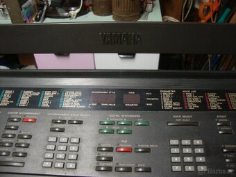 Elektrické klávesy varhany syntezátor Yamaha PSR-4500 1989 - 2