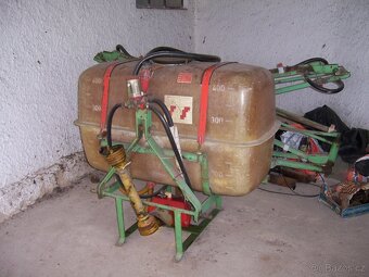 Postřikovač nesený 400 l 12 m ramena - 2