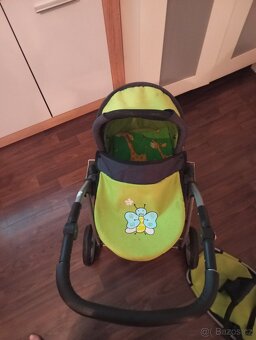 Kočárek pro panenky - 2