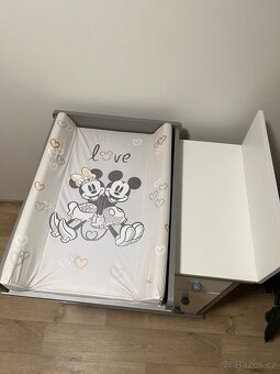 Přebalovací pult - 2