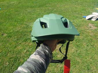 MTB helma - 2