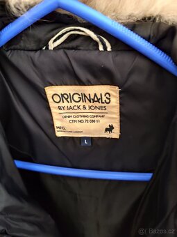 Pánská zimní bunda značky Jack Jones - 2