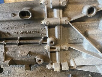 Převodovka bmw e90 320d lci - 2